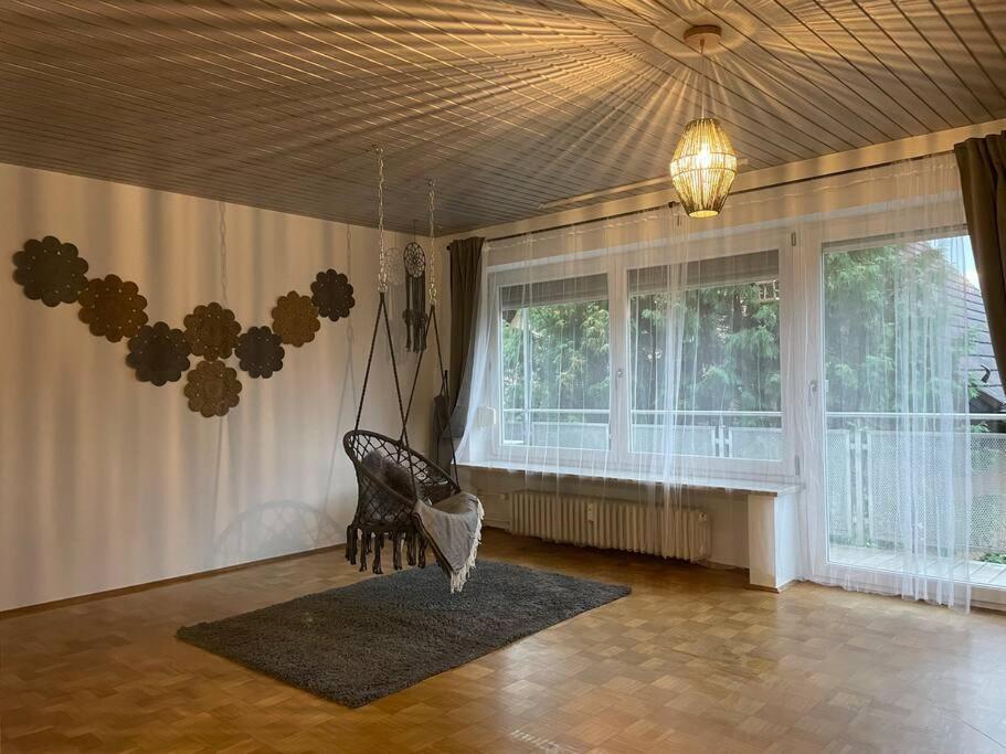 Apartamento Fewo Boho 110 Qm Mit Bergblick 3 Min Bahnhof Laufen Exterior foto